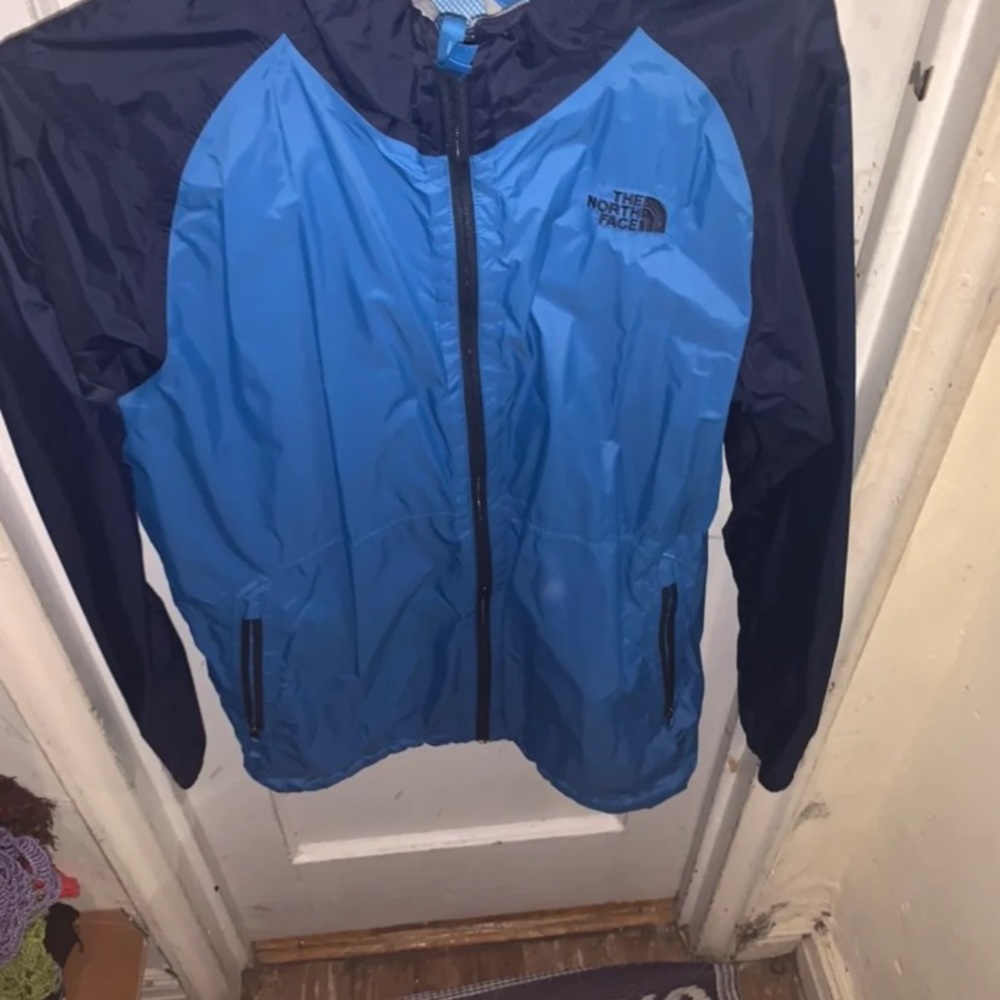 The north face wind breaker